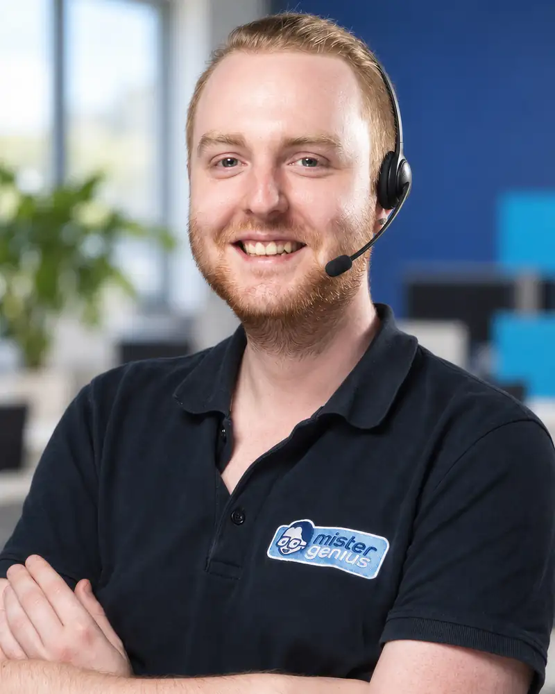 Antoine, conseiller informatique Mister Genius, portrait vertical